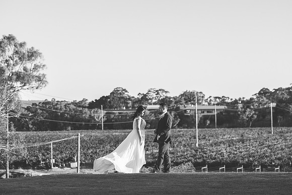 Swan Valley Wedding Photographer - Black and White Photo Riverbank Estate
