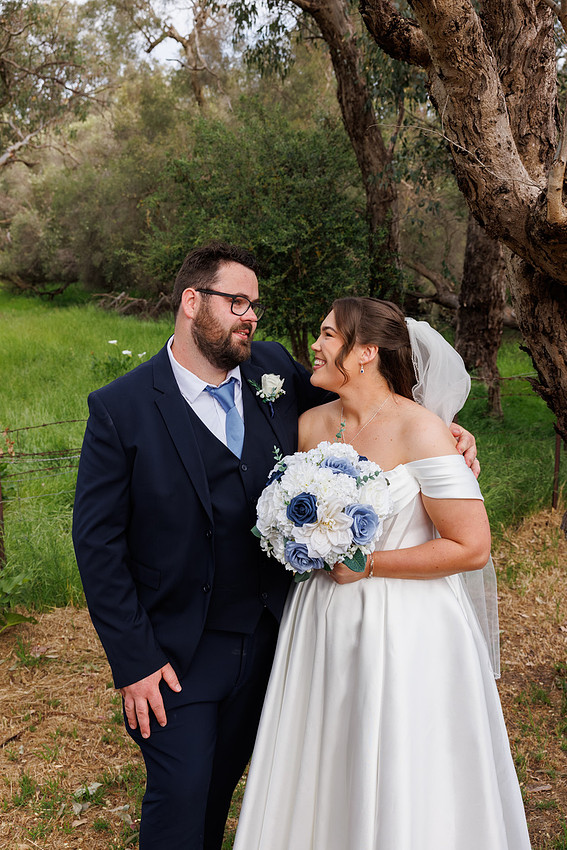 Grace and Jimi | Backyard wedding