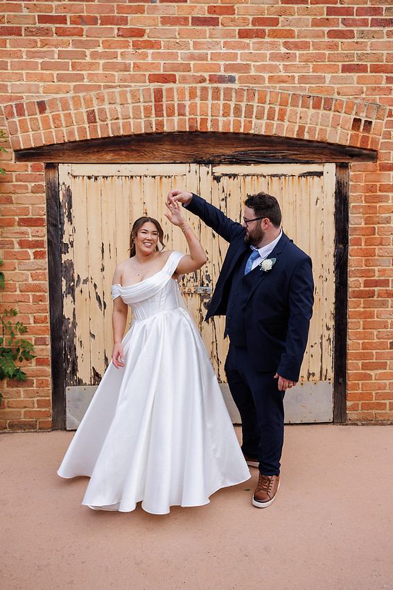 Grace and Jimi | Backyard wedding