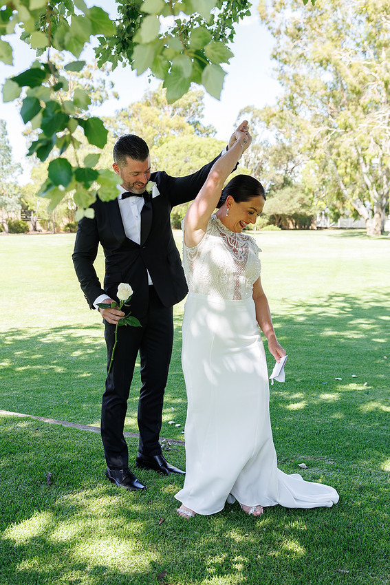 Kelly and Fergal - Old Broadwater Farm Wedding Photos