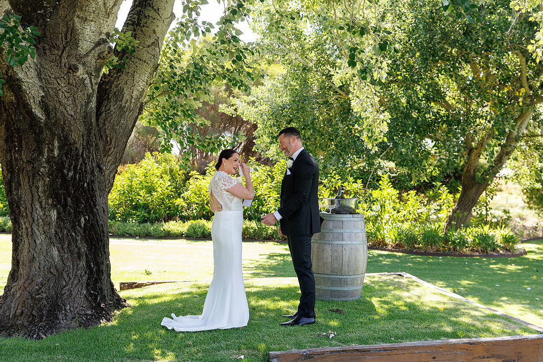 Kelly and Fergal - Old Broadwater Farm Wedding Photos