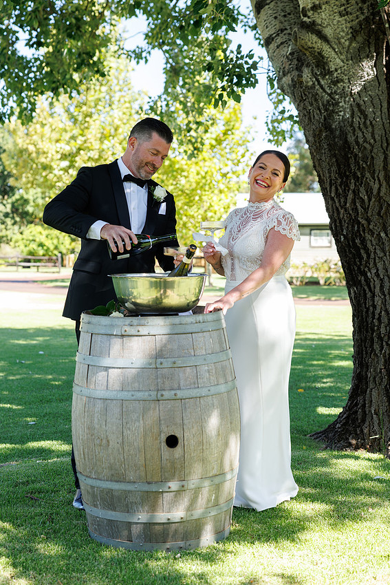 Kelly and Fergal - Old Broadwater Farm Wedding Photos