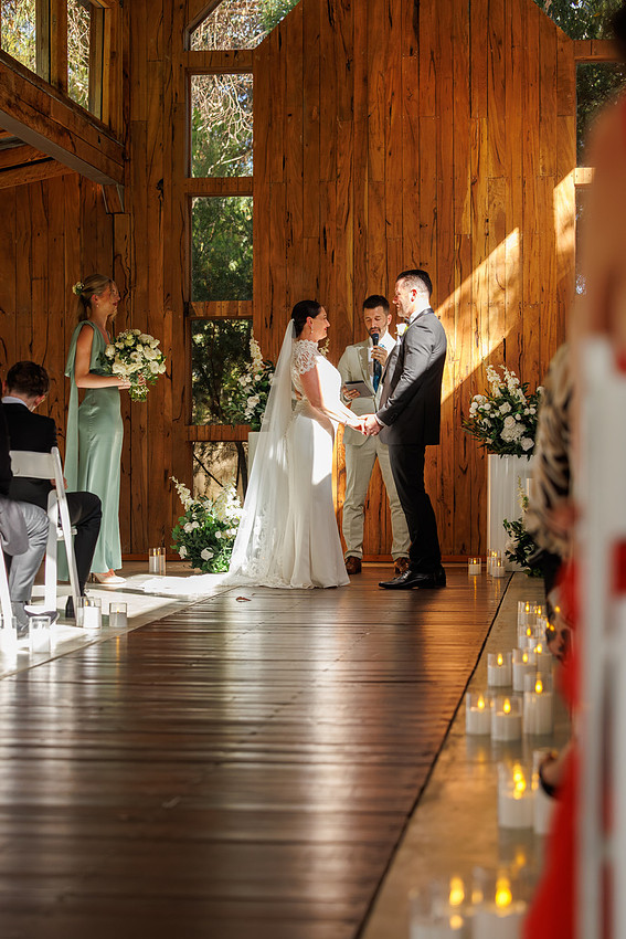 Kelly and Fergal - Old Broadwater Farm Wedding Photos