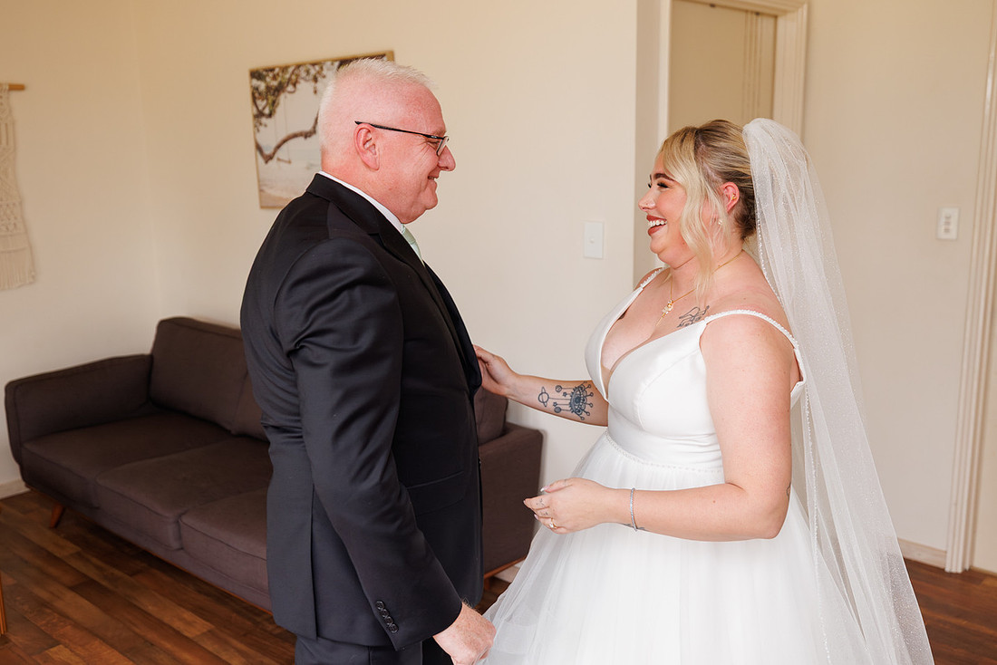 Madeleine and Daniel - Country Charm Weddings Photos