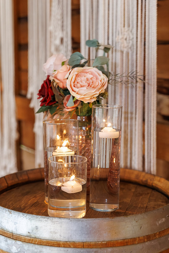 Madeleine and Daniel - Country Charm Weddings Photos