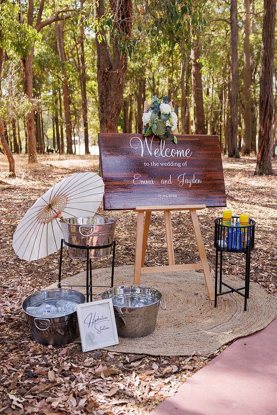 Emma and Jayden - Edith Valley Roelands Wedding Photos