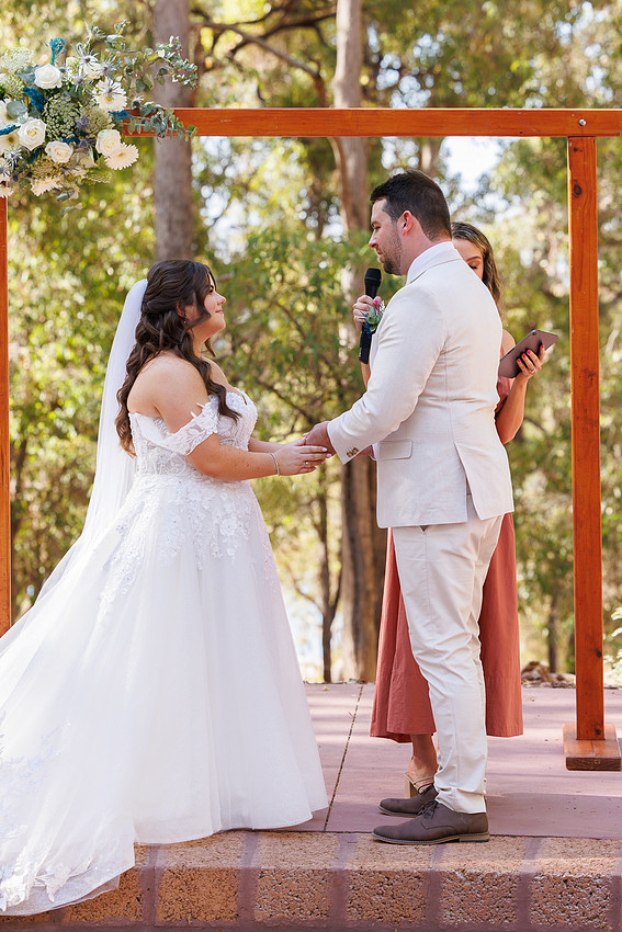Emma and Jayden - Edith Valley Roelands Wedding Photos