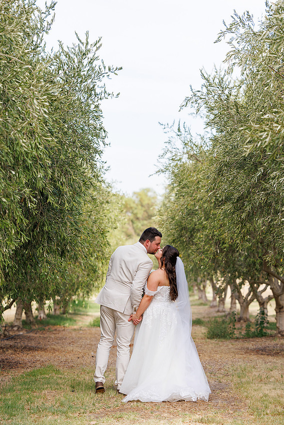 Emma and Jayden - Edith Valley Roelands Wedding Photos