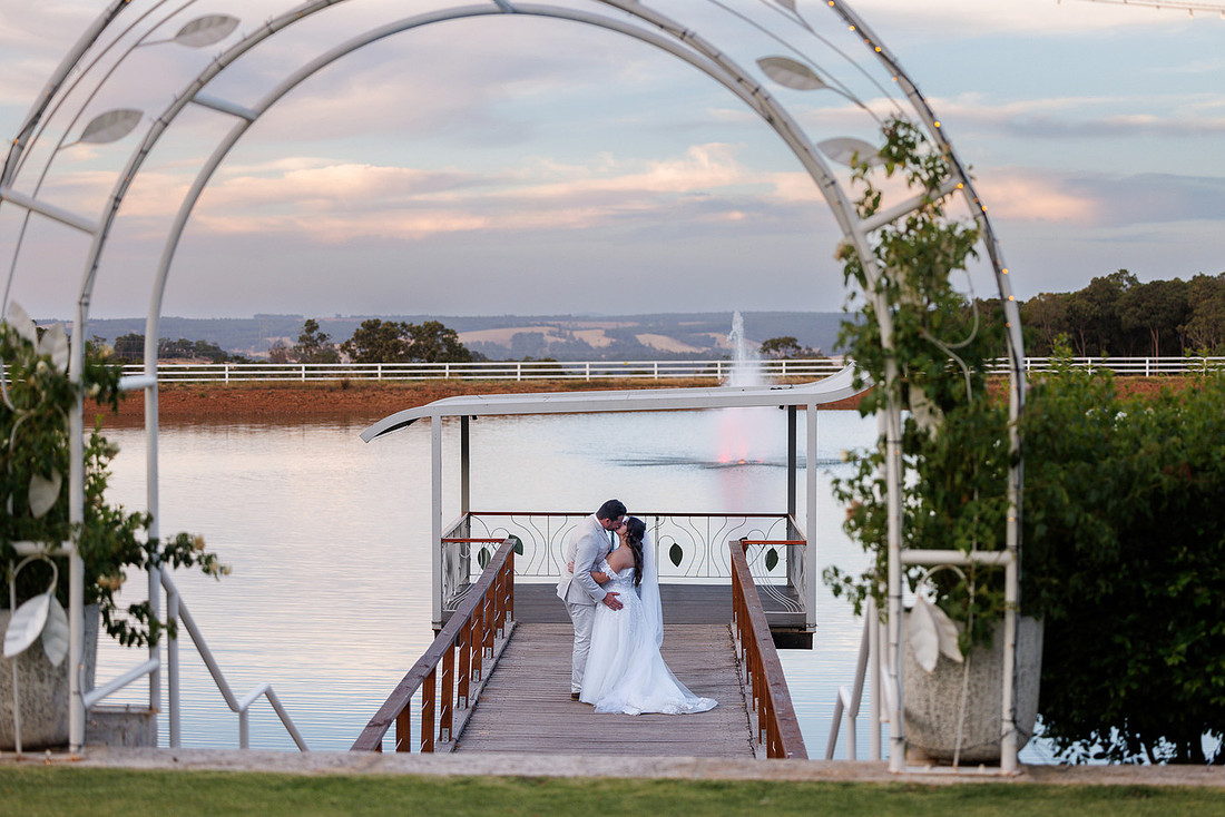 Emma and Jayden - Edith Valley Roelands Wedding Photos
