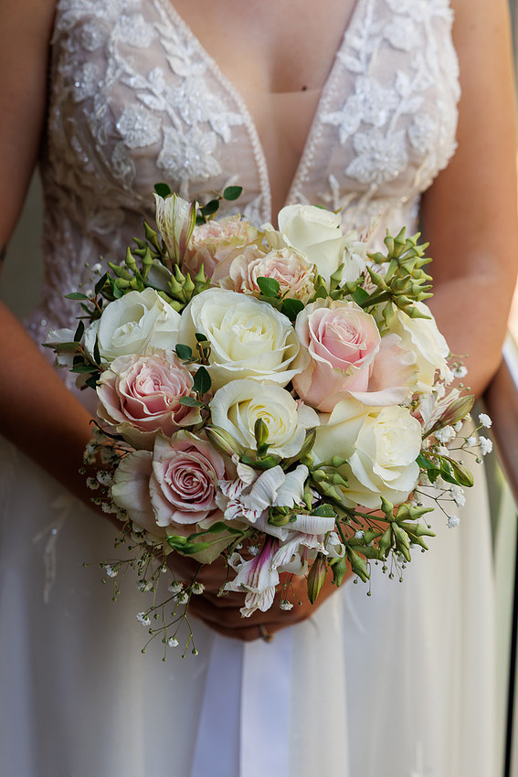 Mandoon Estate Wedding Swan Valley - Lilly and Leon