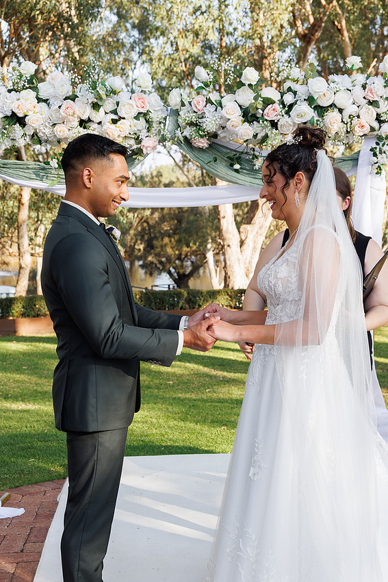 Mandoon Estate Wedding Swan Valley - Lilly and Leon