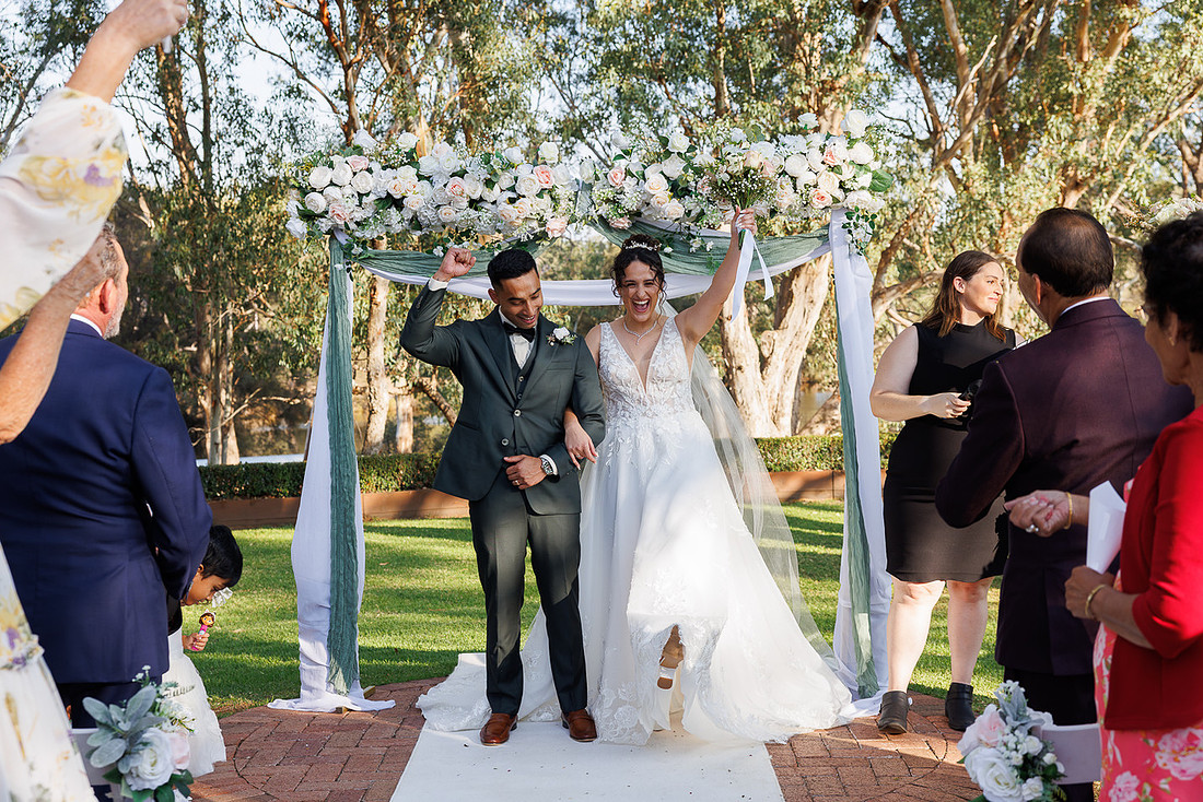 Mandoon Estate Wedding Swan Valley - Lilly and Leon