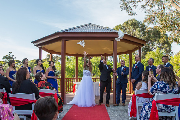 Perth Wedding at Peel Manor By Perth Wedding Photographer Nathan Sixsmith Photography