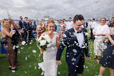 Perth Wedding Photographer - South of Perth Yacht Club Ceremony Confetti
