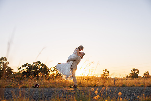 Perth Wedding Photographer - Country Charm Weddings sunset photo